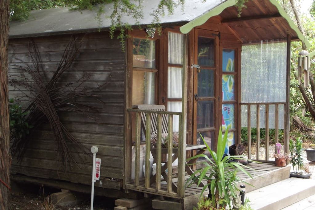 Tui Hut