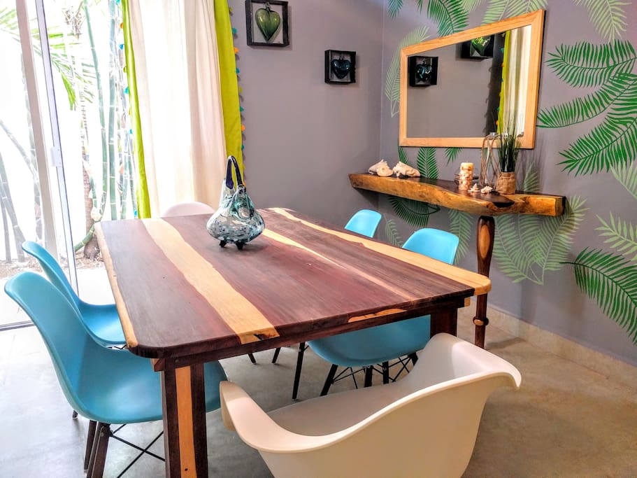 Exquisite dining room