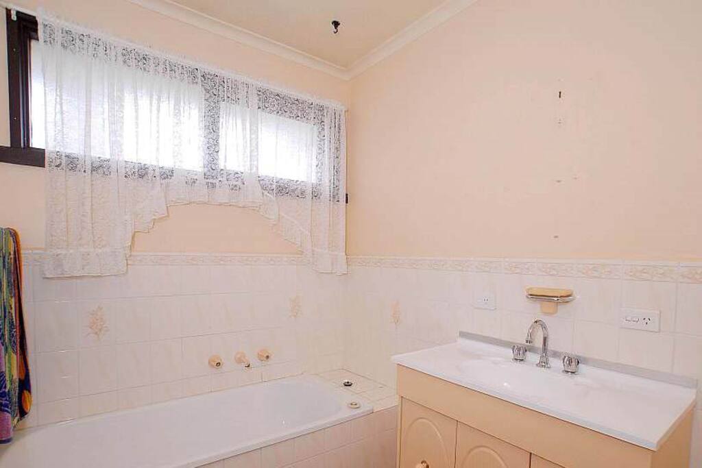 Main Bathroom