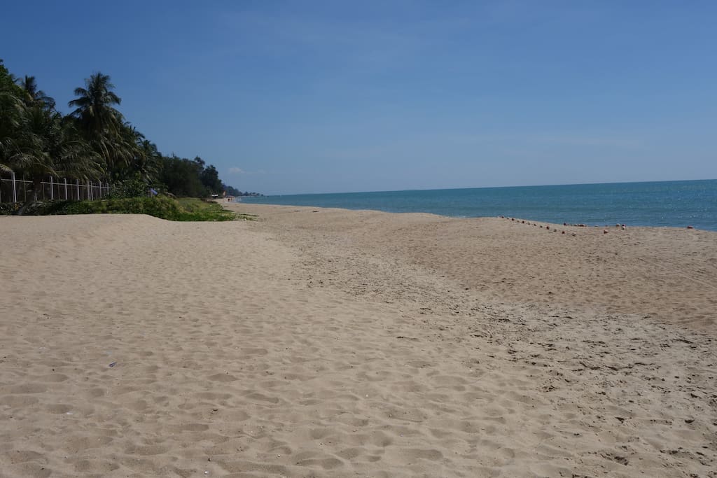 Beautiful Beach in front of Condo