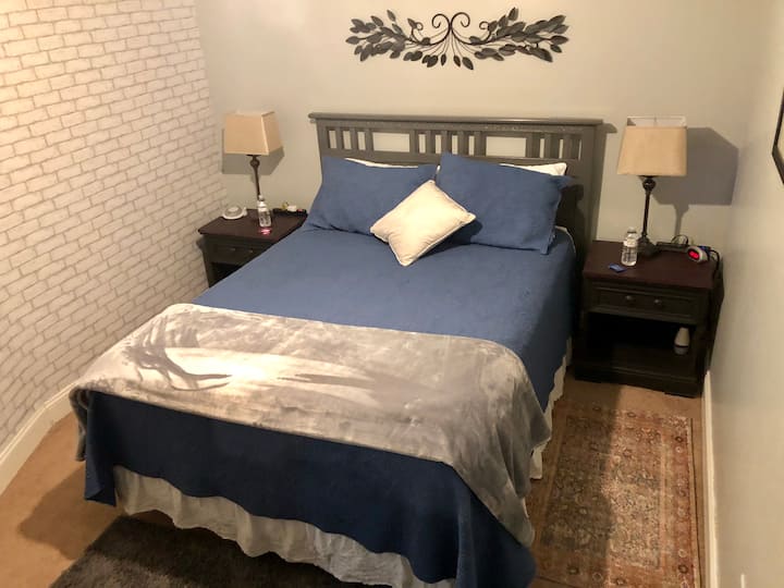ห้องสวีทหนึ่งห้องนอน (One Bed