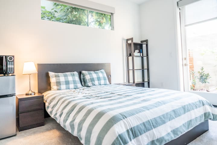 Airbnb Oakland Vacation Rentals Places To Stay California
