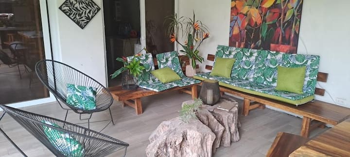 Amplia Casa En Reu - Retalhuleu