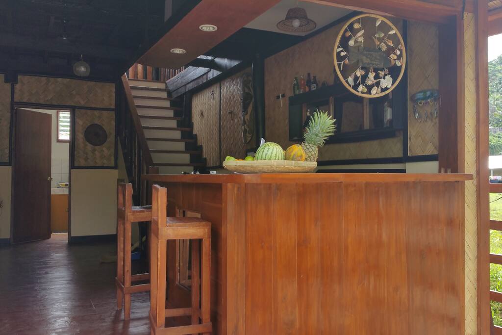 bar