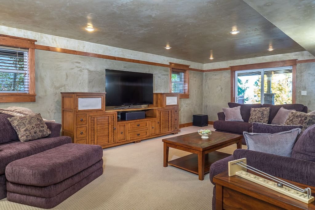 NEW 65" 4K TV including cable, Amazon Prime, Netflix and a Wii in basement family room