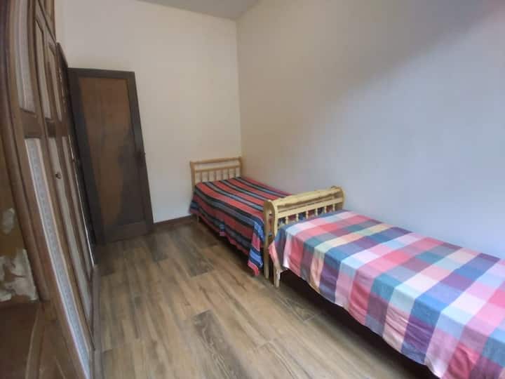 Dhomë gjumi 5