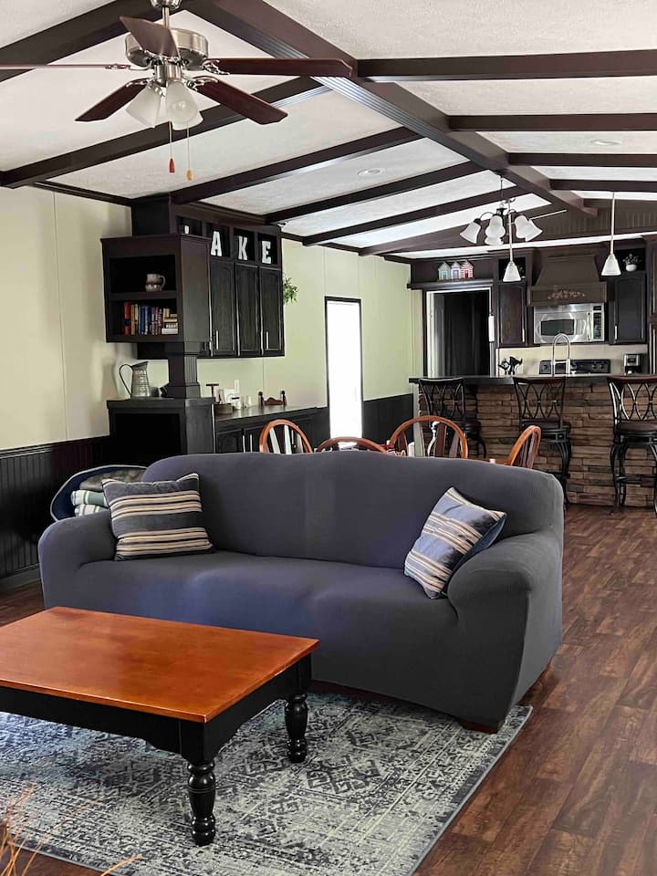 Living, dining & kitchen in one huge room.