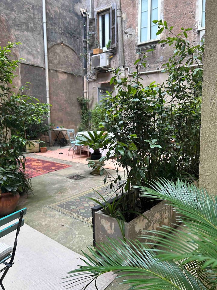 Loft with terrace at Campo de Fiori