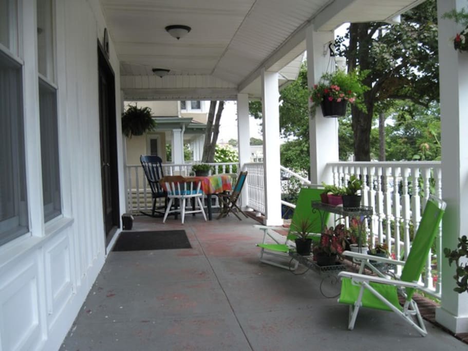 Relaxing front porch