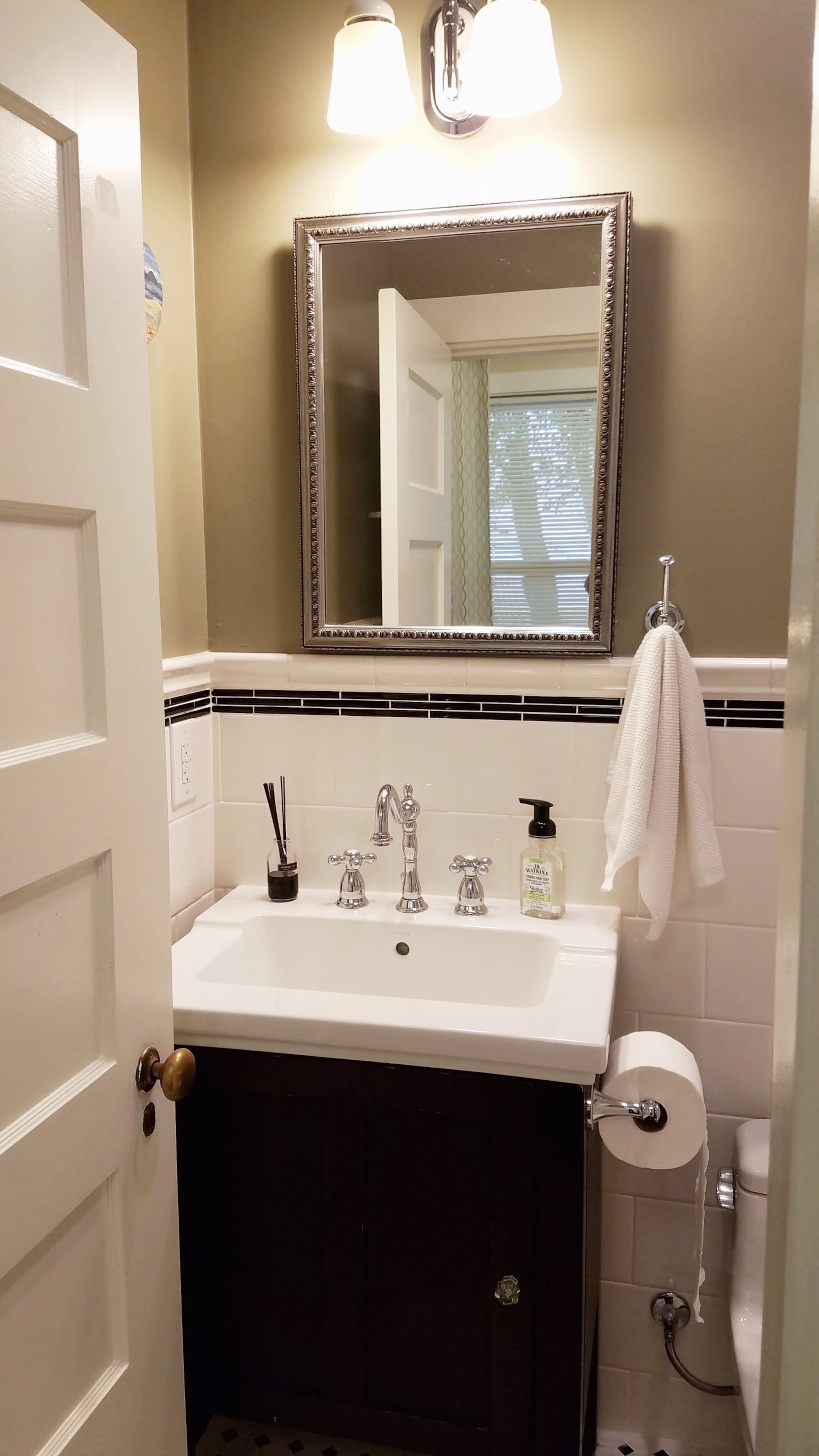 Condo in San Francisco · ★4.95 · 1 bedroom · 2 beds · 1 bath - Image 34