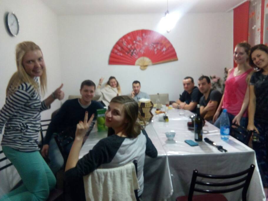 Party)))