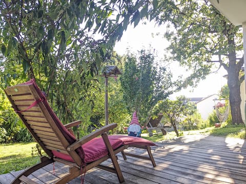 Garden apartment with terrace - Quiet & Green