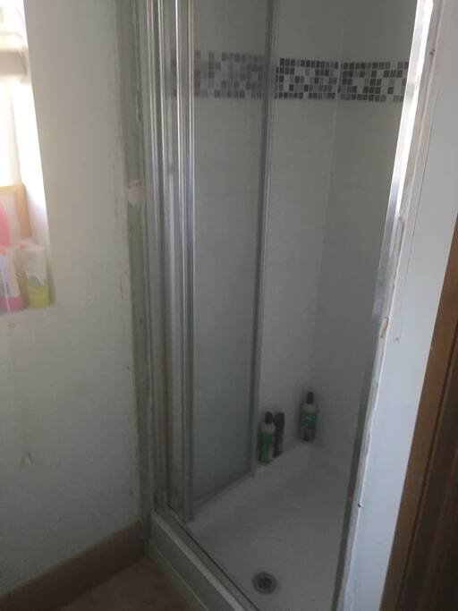 This is a clean and welcoming bathroom, the guests will have access to this bathroom at anytime. As the families bathroom is separate. This bathroom is fitted with a shower cubicle, w.c and sink.