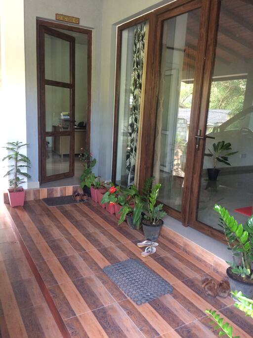 Entrance Office Room/Living Room