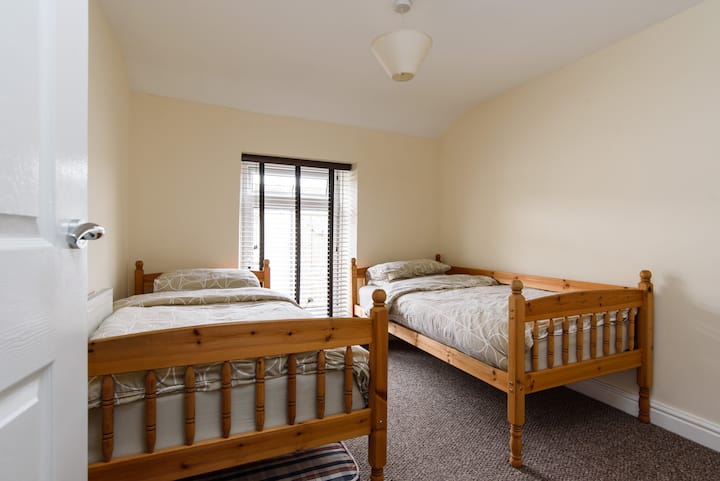 საძინებელი 2