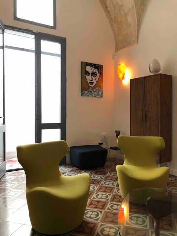 Fabulous historic Palazzetto breathtaking seaview gallery image 2