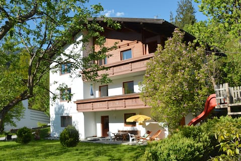 Spacious apartment in middle house with terrace, garden (apartment 2)