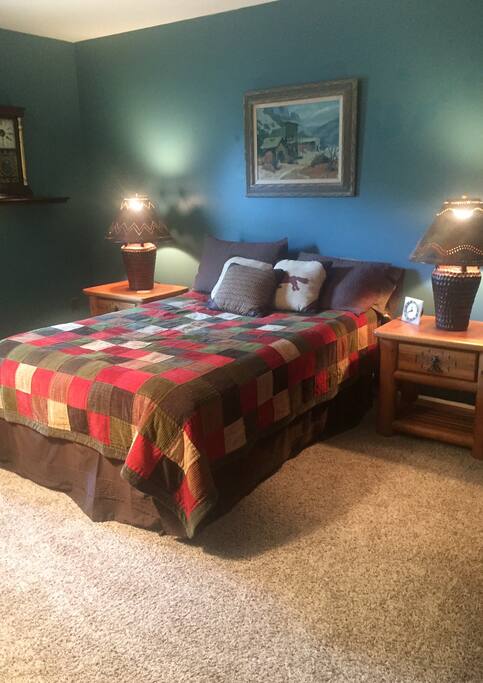 Guest bedroom 2nd floor