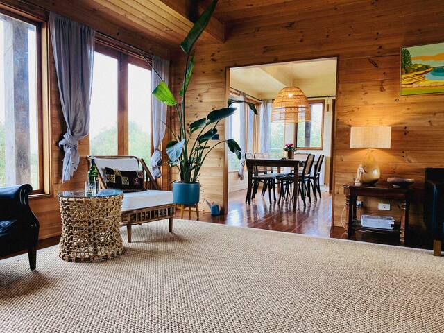 Pt Hesse Luxury Coastal Homestead gallery image 4