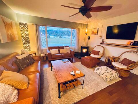 Upper Oasis on Straume Private Suite Sauna/Gym