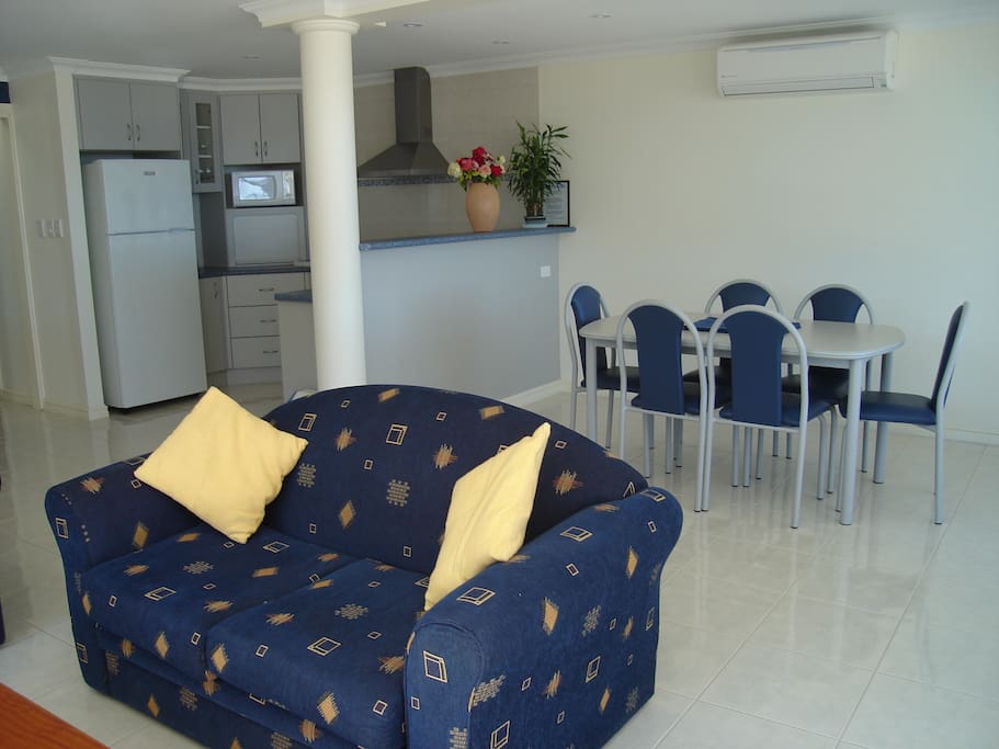 very spacious entertainment area