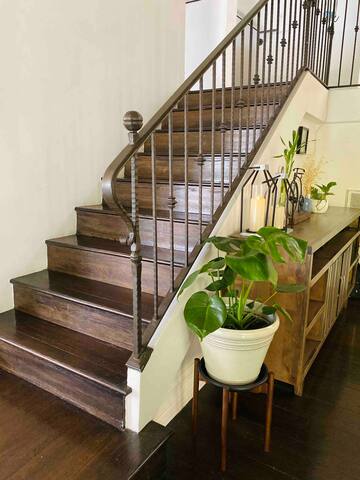 Entire villa on Sunset Strip gallery image 5