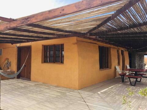 Campo Archelon: Sand House
