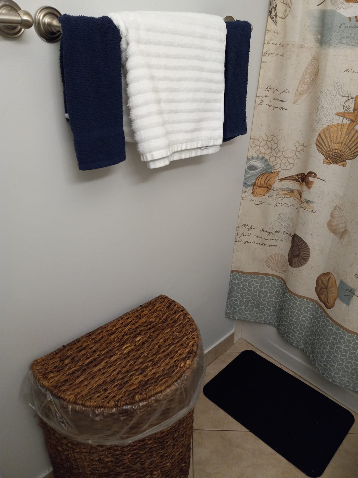 Fresh towels at the Palm Suite