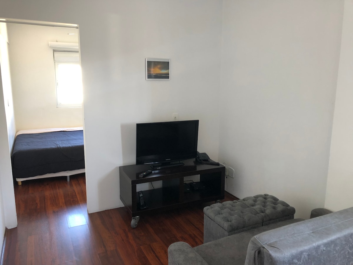 Successful Airbnb property: Comfortable and Equipped Flat Apartment, Vila Clementino in Vila Mariana