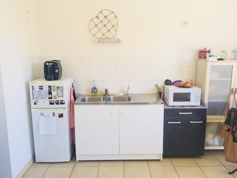 Le coin cuisine entièrement équipé :)