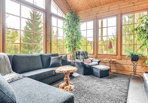 An Unique 250 m2 Log Villa in the beautiful nature