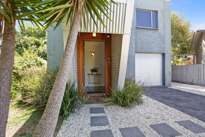 Milford Bend  **FREE WIFI**