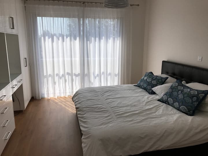 ห้องนอนใหญ่ (Master Bedroom)