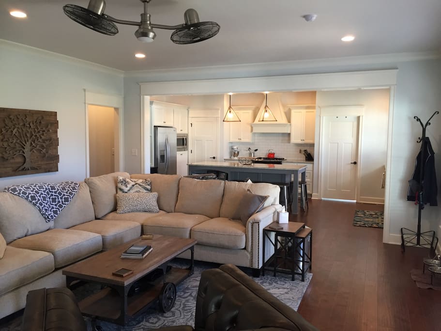 Living Room & Kitchen