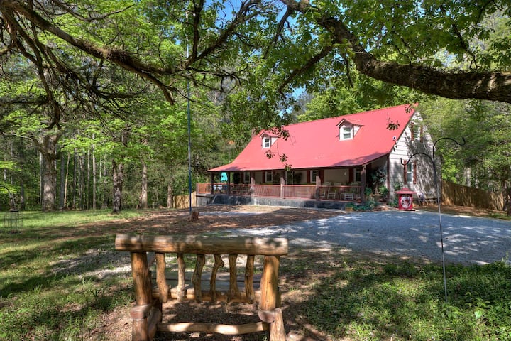 Red Top Mountain Cabins | Cottage and Cabin Rentals | Airbnb