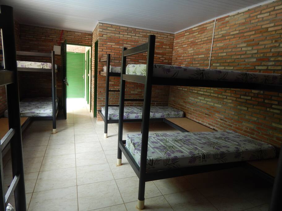 quarto com beliches