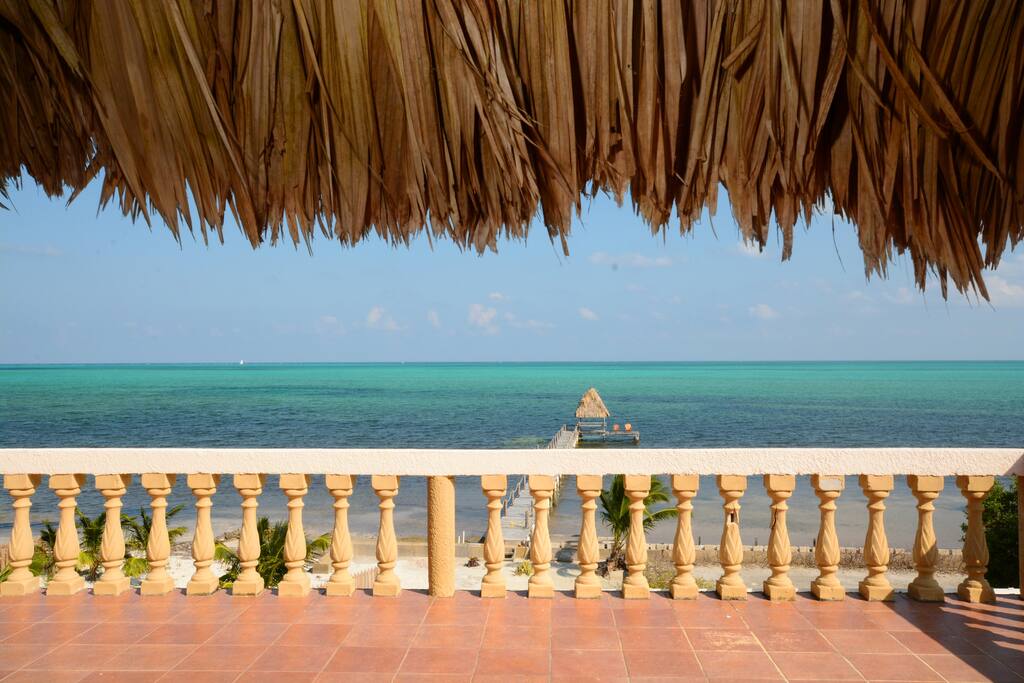 600 sq ft deck off 350 sq ft Master bedroom on third floor at a 55' elevation. Beautiful 360 degree unobstructed panoramic views that can be seen without leaving your bed in the Master. Unmatched on the island.