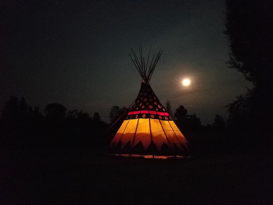 Full Moon Magic. Your Tipi has open sky views and unmatched access to the water. “Magical Place! Night sky like nothing I’ve ever experienced. Highly recommend”.....Daniel