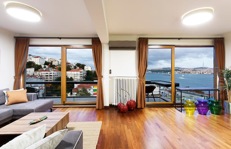 Magical Bosphorus View Apartment in Cihangir 23