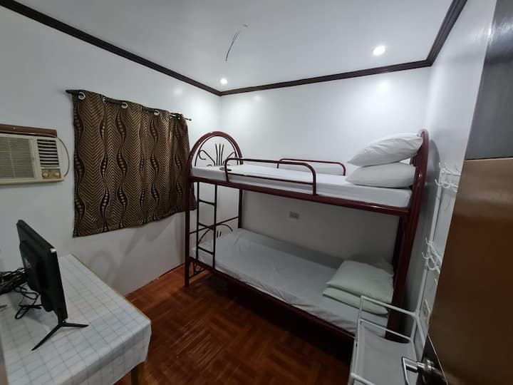 Chumba cha kulala 3. Vitanda vya ghorofa. Unaweza pia kupata vitanda vya ziada!