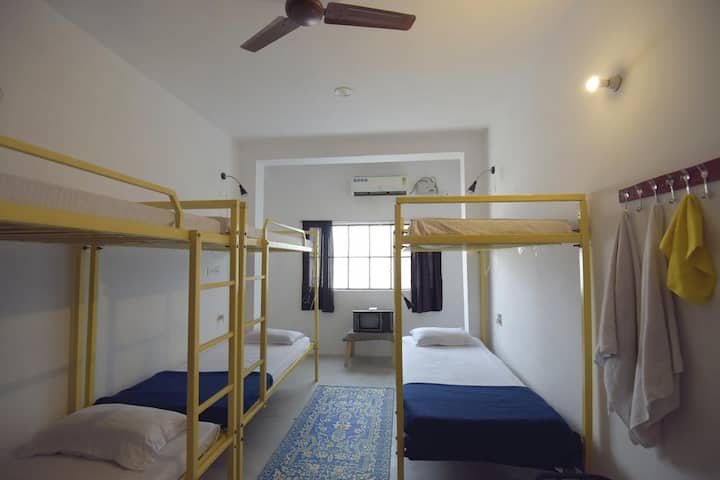 Chalo Eco Hostel - Jaipur