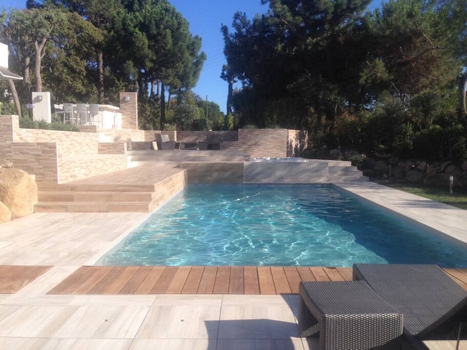 Espace Piscine et solarium