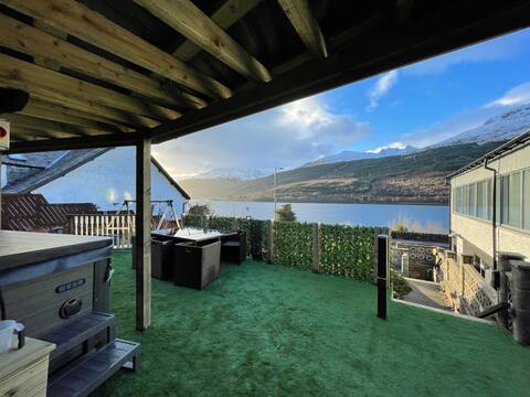 Alps,Loch View pet friendly with Hot Tub