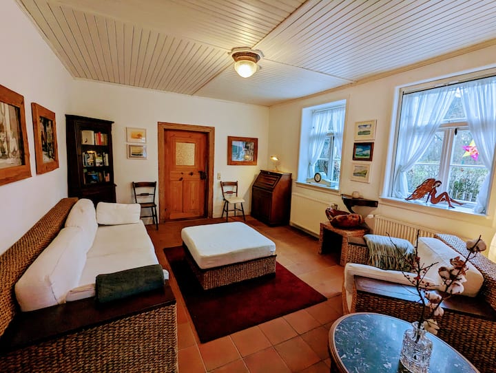 Read a good book in the reading room or write a good book at the secretary:-)