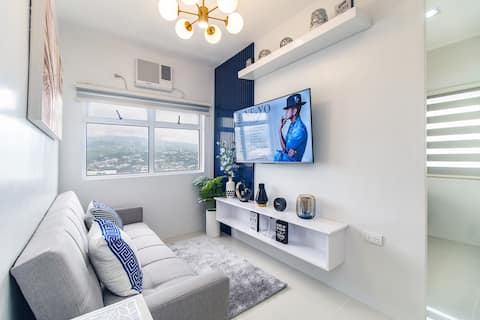 Galena by J&J (1BR |Banilad |Netflix |Wi-FI| Pool)
