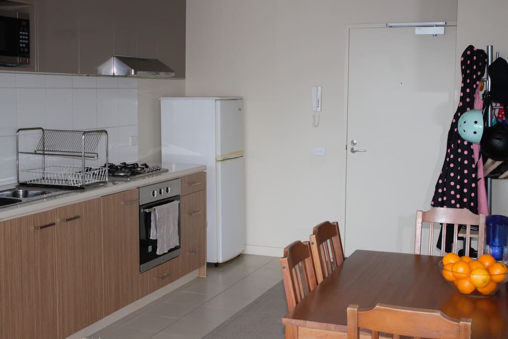 Kitchen/dining
