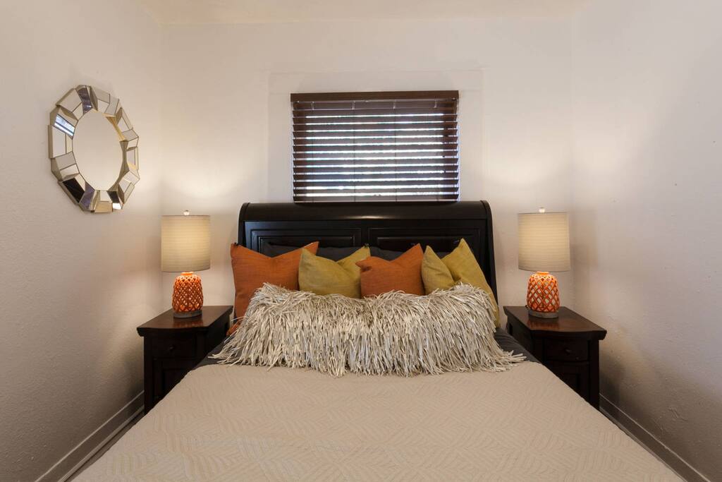 Casa Cali Bedroom