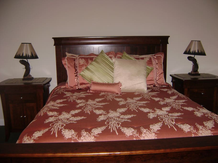 Bedroom #1 QUEEN