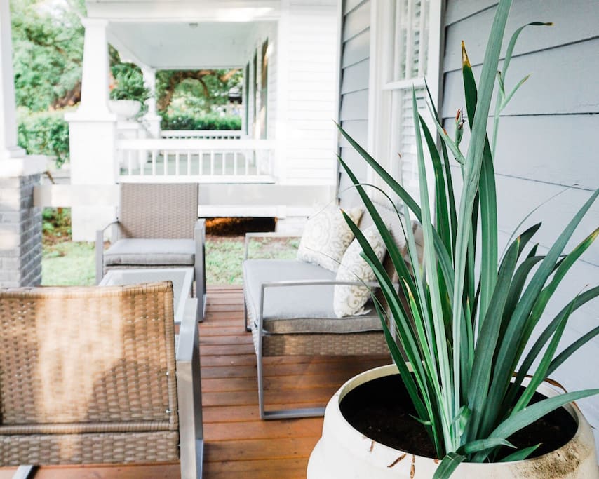 Front porch seating area