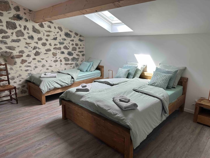 Საწოლები 160x200 და 90x200 მწვანე საძინებელი